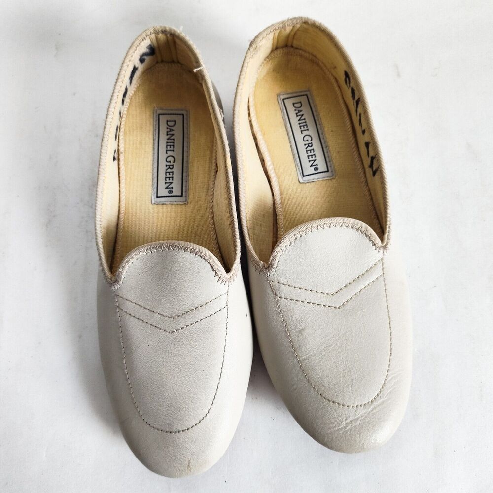 Daniel Green House Shoes Slippers Women's Size 5.5 Vintage Cream Leather‎ Meg
